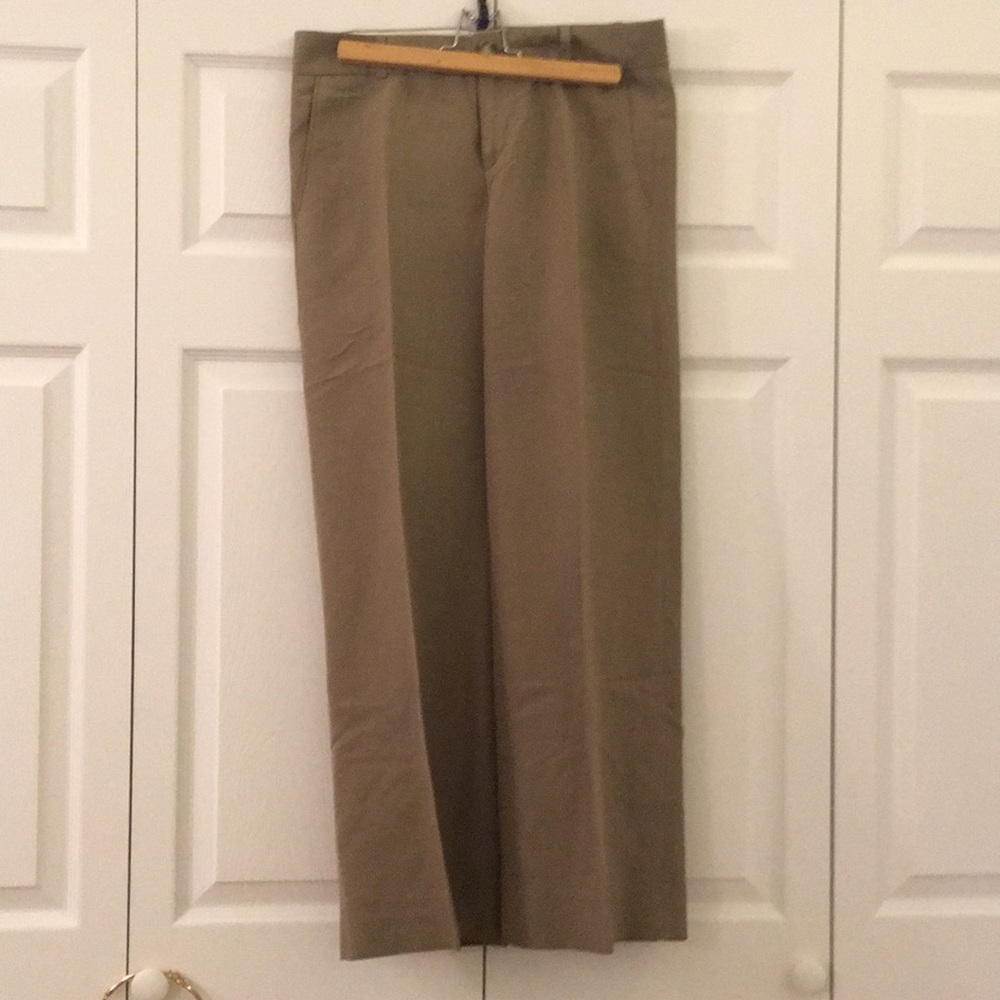 Banana Republic Linen pants size 4P - beige